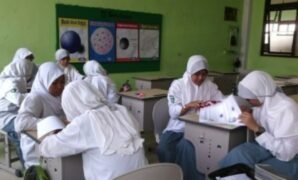 Model pembelajaran Example Non Example