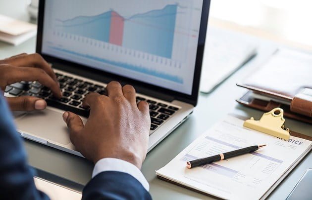 Analisis Penyusunan Tabel Persamaan Dasar Akuntansi Analisis Penyusunan Tabel Persamaan Dasar Akuntansi